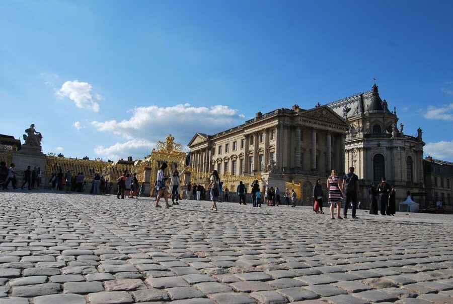 Versailles: Palace Guided Tour with Skip-the-Line Ticket - Skip-the-line entry at Versailles: where the real time savings happen