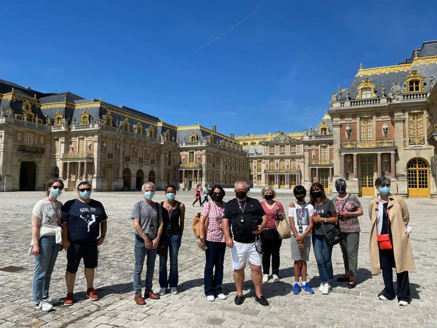 Versailles: Palace Guided Tour with Skip-the-Line Ticket - How guides handle Versailles crowds so you can see more