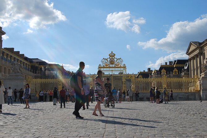 Versailles Palace Private Half Day Guided Tour including Hotel Pickup from Paris - Palace of Versailles: Louis XIV, the state apartments, and the Hall of Mirrors