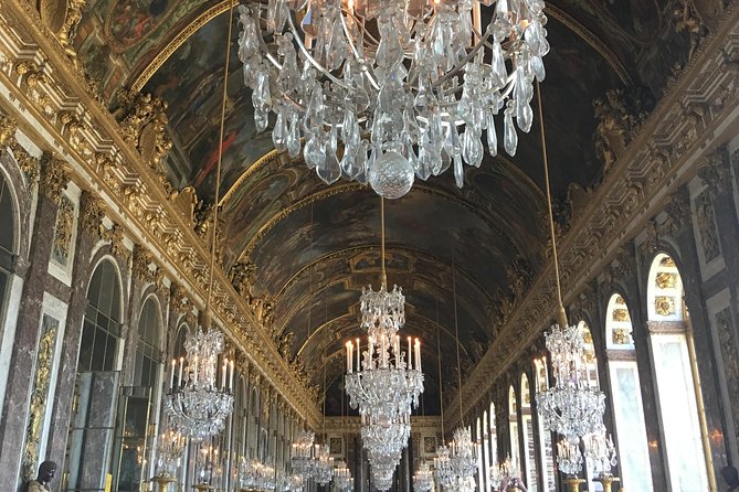 Versailles Royal Palace & Gardens Private Tour by Golf Cart - Starting at the Louis XIV Equestrian Statue: Getting Your Bearings Fast