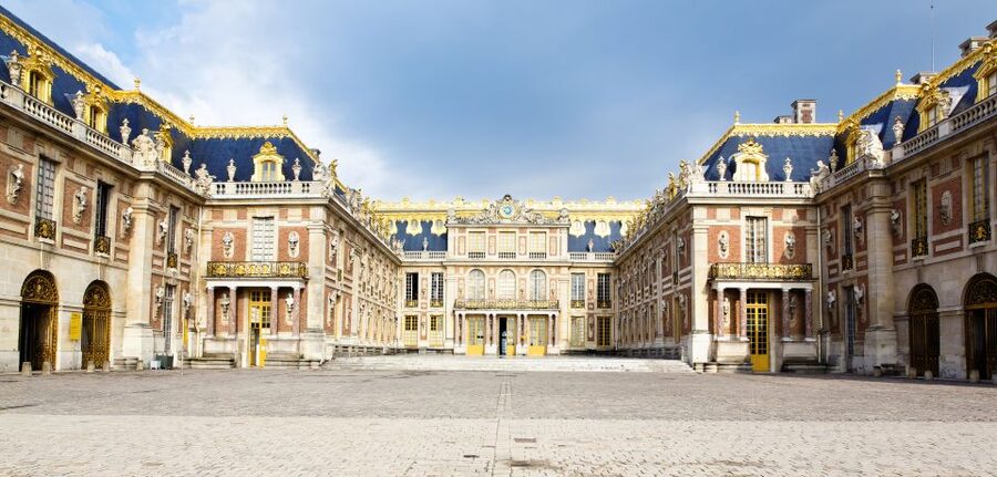 Versailles: Skip-the-Line Guided Tour of Palace with Gardens - Who should book this Versailles skip-the-line guided tour?