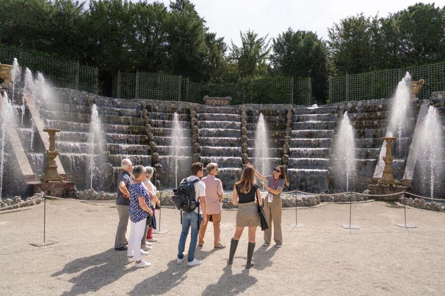 Versailles: Skip-the-Line Versailles Palace and Gardens Tour - Practical Comfort Tips That Make or Break the Day