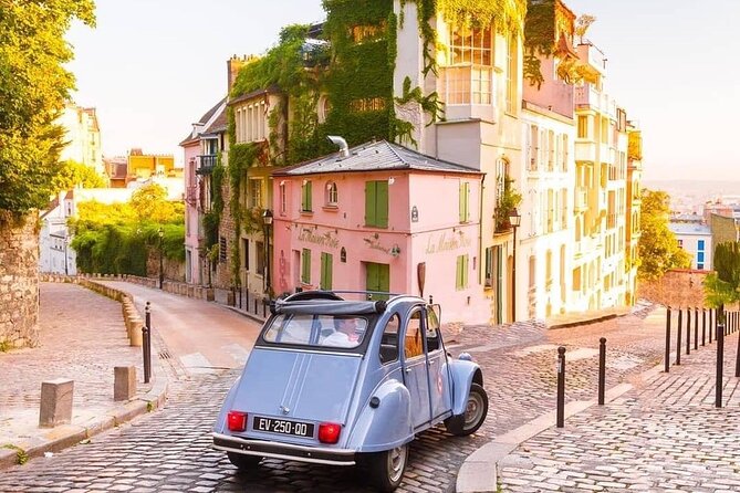 Vintage 2CV Adventure: 2 -Hour Paris Secrets Tour - Why a vintage 2CV feels different in Paris