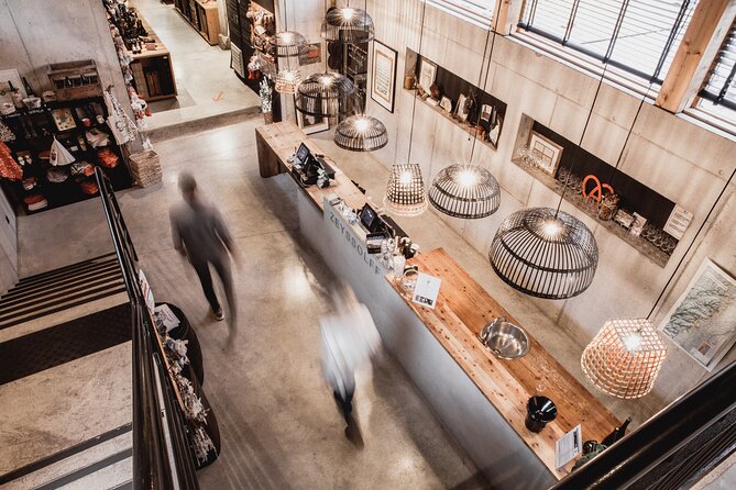 Visit of Cave Immersive - tasting - Kougelhopf to Strasbourg - The walkthrough: from the shop start to the barrel cinema
