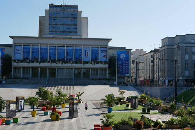 [Walking Tour] Discover the Best of Brest in 2 hours - Brest Castle: Roman roots, Vauban power, and military reality
