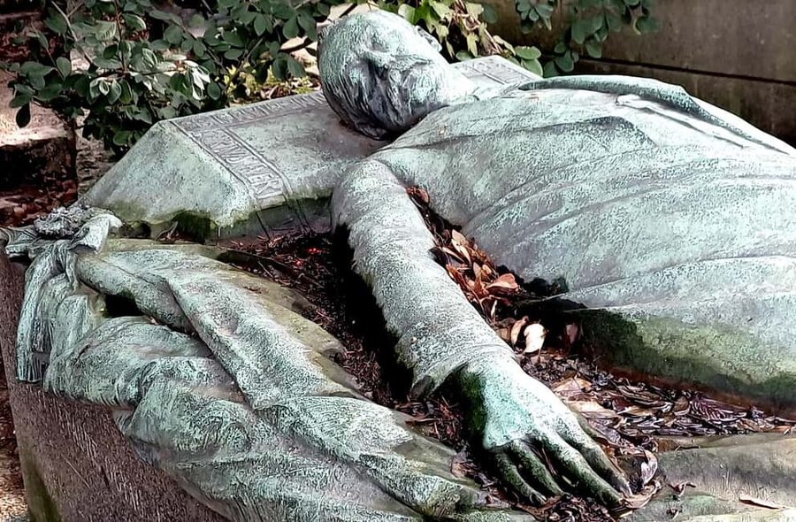 Who Killed Victor ? Escape Game at Père Lachaise Cemetery - Key points to know before you go