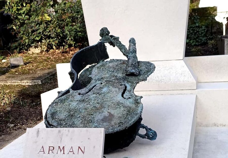 Who Killed Victor ? Escape Game at Père Lachaise Cemetery - Time, pace, and what you will actually see